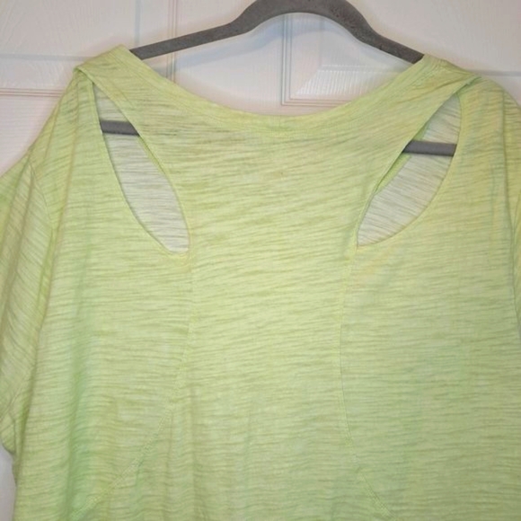 Lulu-B Green Asymmetrical Racerback Tee with Pockets Plus Size 1X - Picture 4 of 7